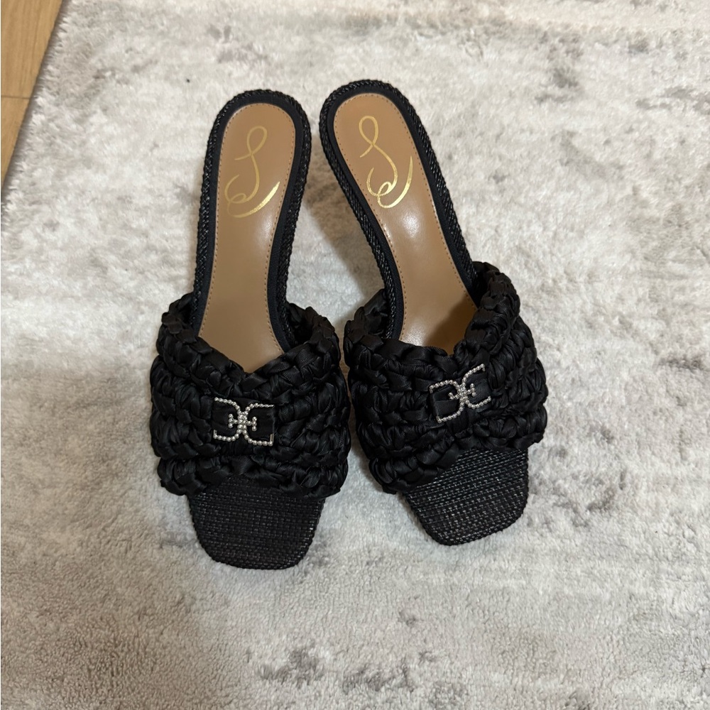 Sam Edelman Black Textured Heels with Metallic Accent